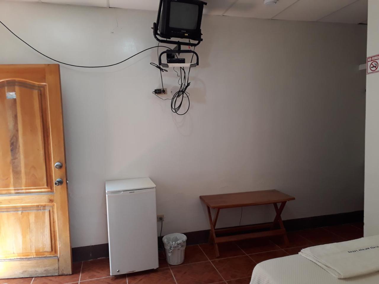 Hospedaje Mother Fanny Puerto Villamil Exterior photo